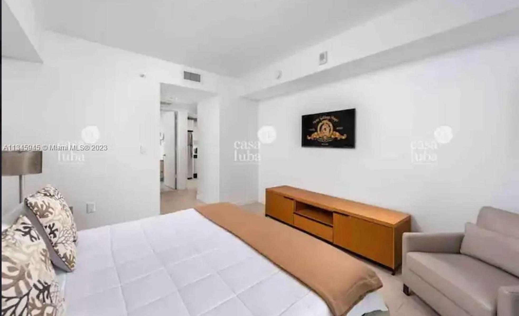 2602 E Hallandale Beach Blvd 1 Br Villa Kültér fotó